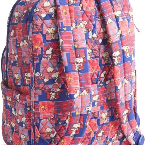 💐 NWT Vera Bradley Peanuts Outlet Essential Large Backpack Snoopy’s House - Picture 2 of 4